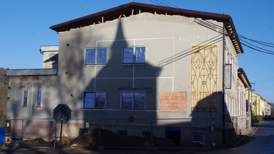 Rodný dům Karla Lukase je dnes v majetku obce a prochází rekonstrukcí pro potřeby místní kultury