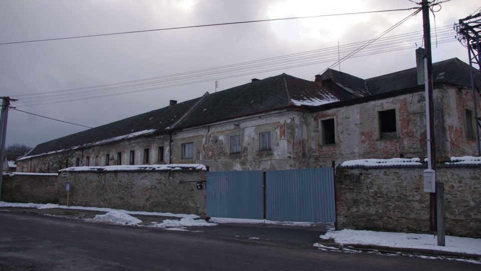 Zámek v Doubravici sloužil i jako hospodářská škola