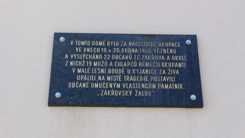 Pamětní deska na radnici ve Velkém Újezdu