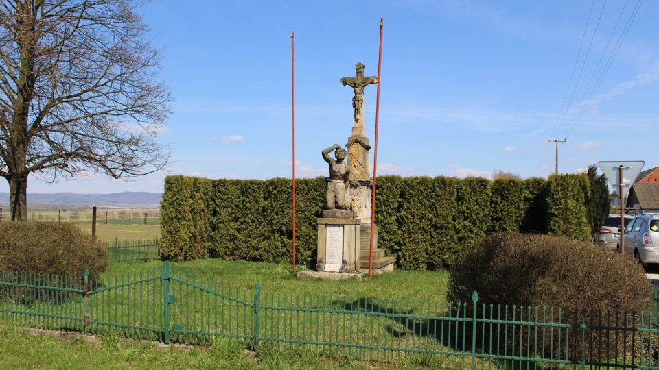 Pomník obětem 2. sv. války v Přestavlkách od Julia Pelikána