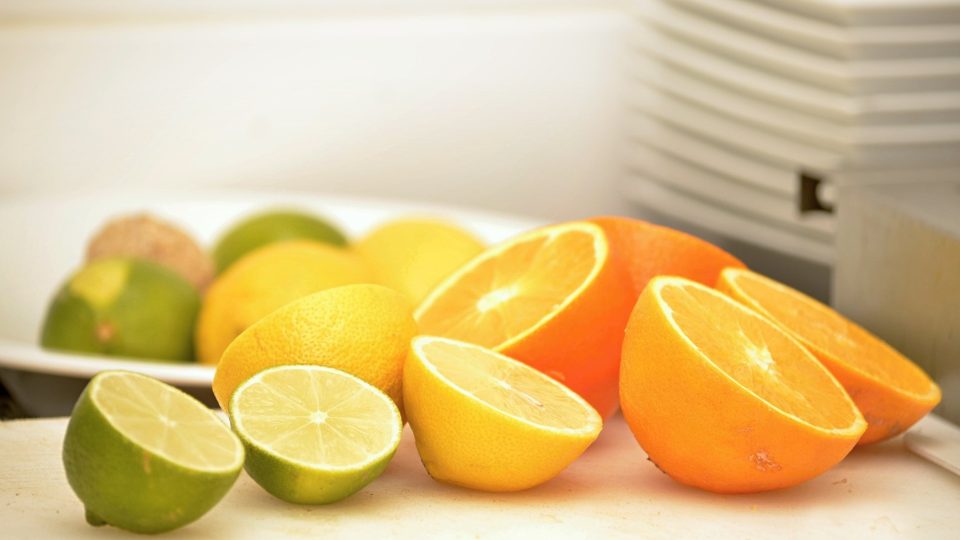 Citrusy k řípravě základu na zázvorovou limonádu