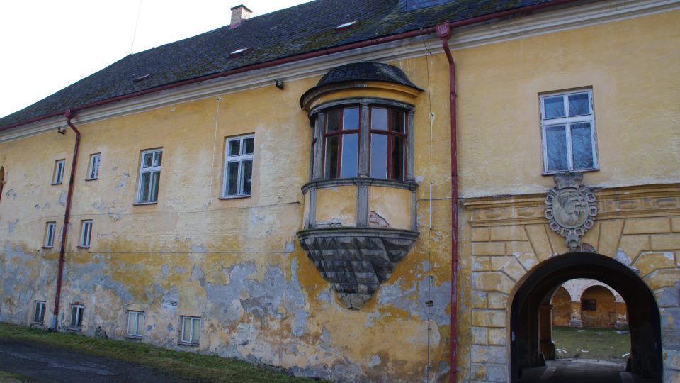 Renesanční arkýř zdobil reprezentativní prostory zámku