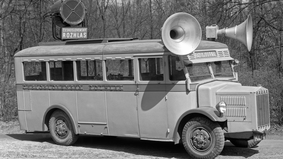 Propagační autobus v roce 1935