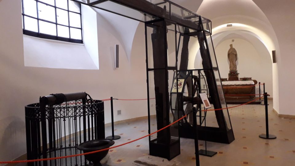 Nástroj, na kterém byl kněz Jan Sarkander umučen