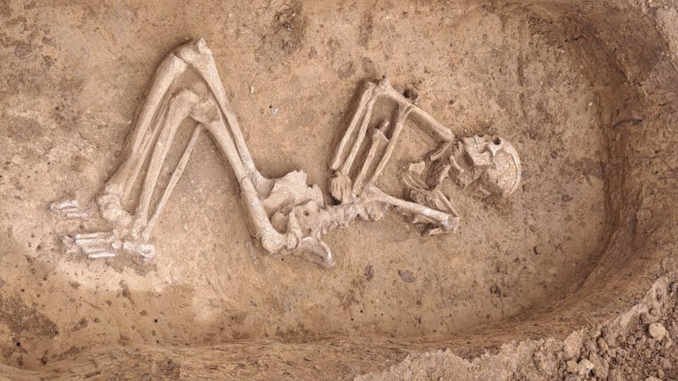 Archeologové u Křelova narazili na 130 hrobů z doby bronzové