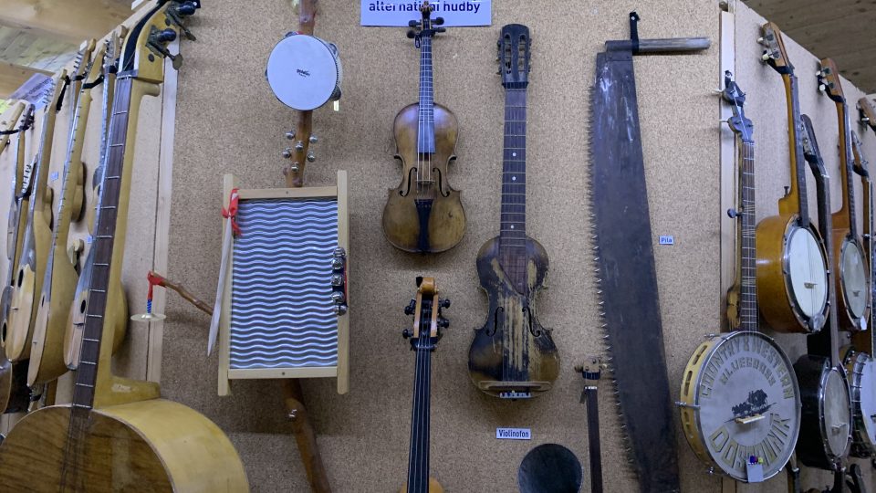 Muzeum hudebních nástrojů v Ostružné
