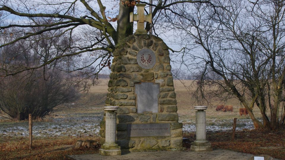 Pomník padlým v první světové válce byl výrazně upraven jako památník konce války