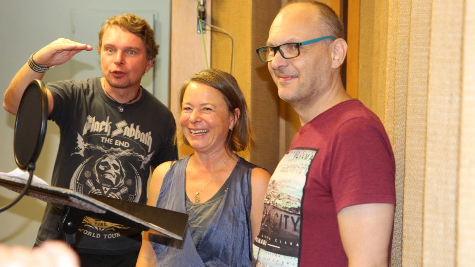 Režisér Tomáš Soldán (vlevo), Kateřina Jebavá a Marek Cisovský alias Edvard Beneš