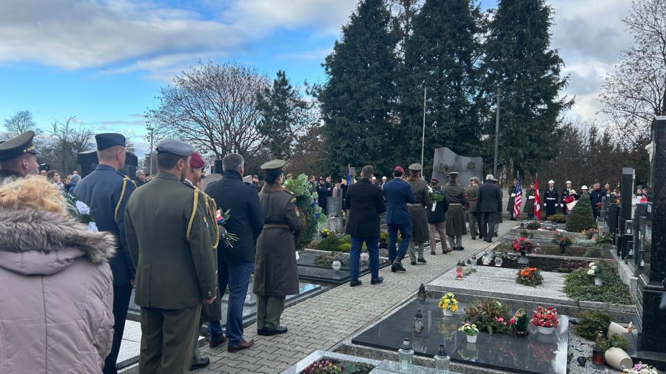 V Troubkách na Přerovsku si připomínají padlé americké letce z roku 1944