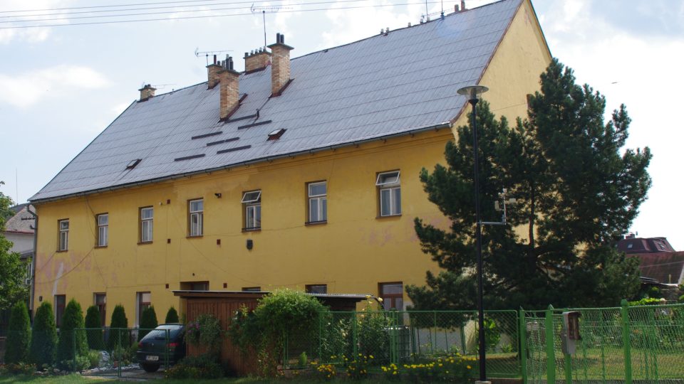 Nejstarší vidnavská škola dodnes stojí u kostela