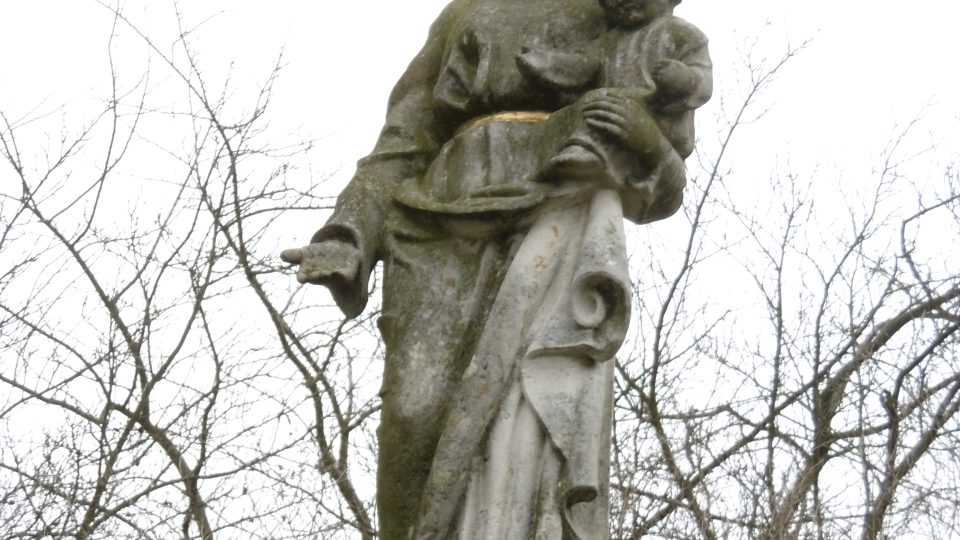 Socha Panny Marie Hostýnské v Horních Těšicích