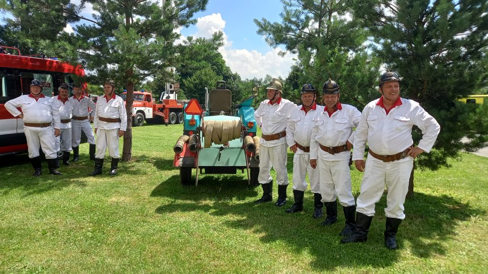 V Dřevohosticích na Přerovsku slavili 140 let dobrovolných hasičů