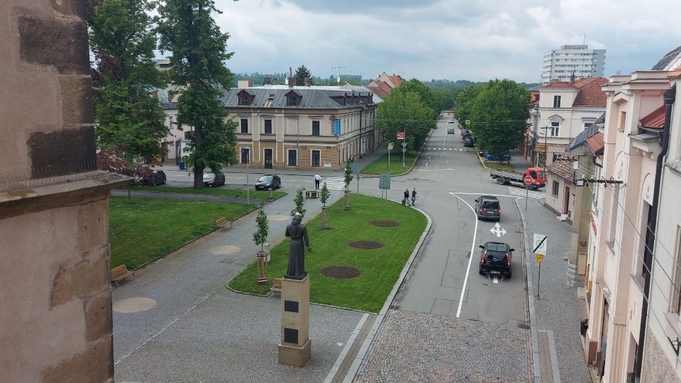 Pohled ze spojovacího můstku západním směrem