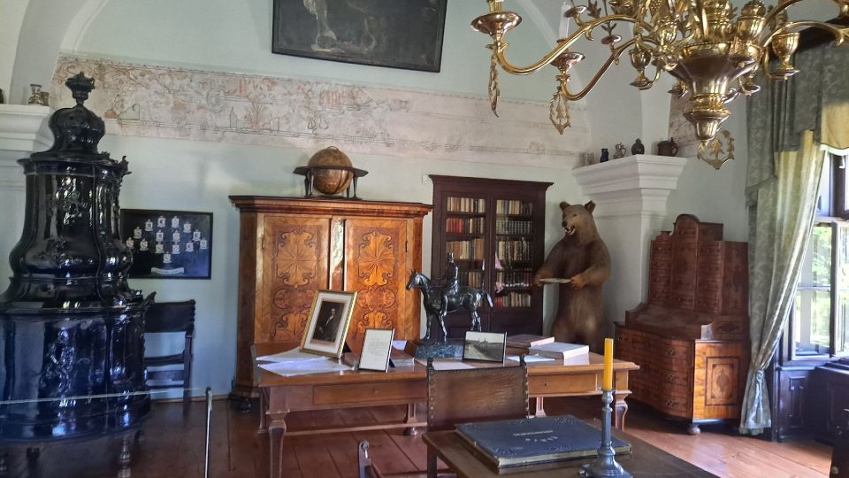 Návštěvníci mohou nahlédnout do bývalého půdního bytu zámeckých pánů