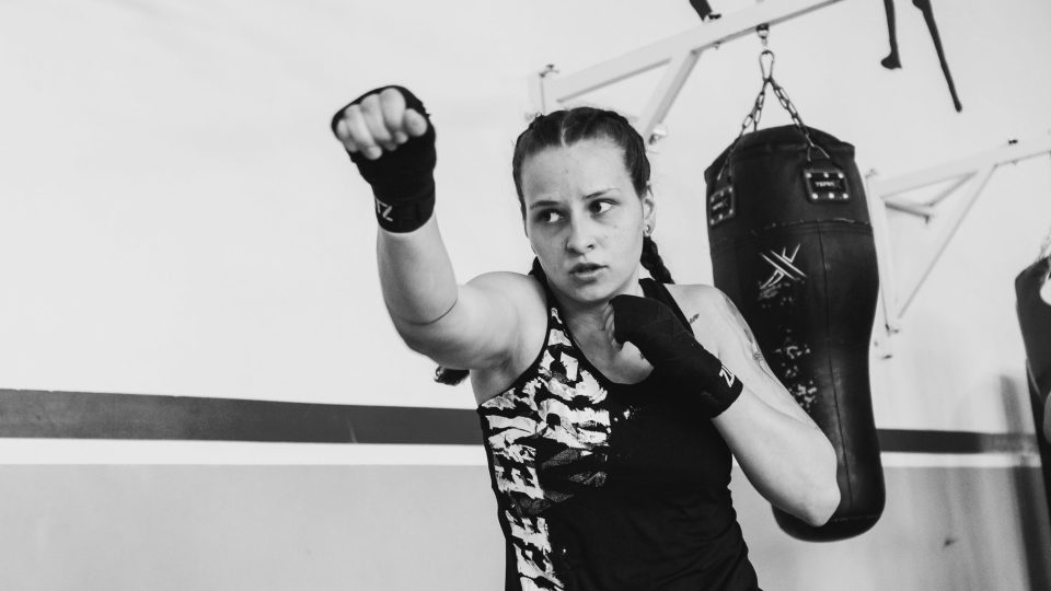 Boxerka Dominika Čiklová při tréninku