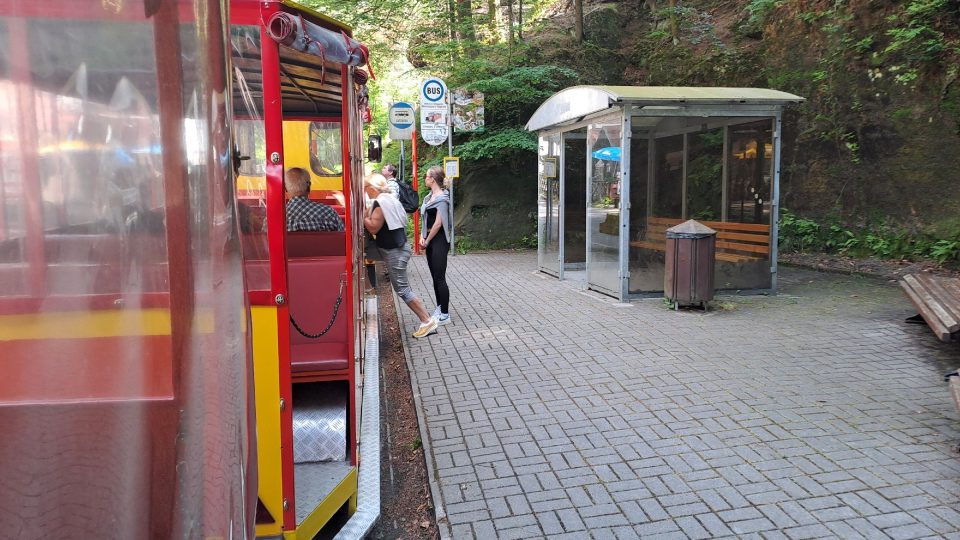 Zastávka U klepáče | foto: Eva Bucharová, Český rozhlas Zastávka U klepáče