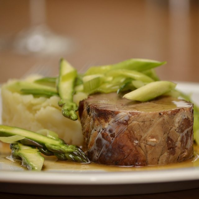 Roládu s bramborovou kaší vaše děti ocení  (ilustrační foto) | foto: Jiřina Šmídová,  Český rozhlas