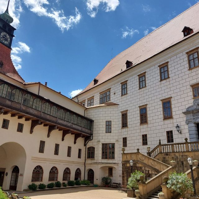 Hlavní nádvoří zámku v Náměšti nad Oslavou | foto: Irena Šarounová,  Český rozhlas