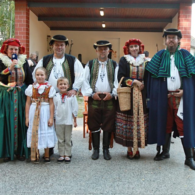 Národopisný soubor Cholinka | foto: Tomáš Sedláček,  Český rozhlas