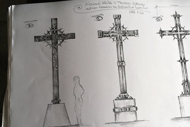 Návrhy křížů pro Švédské šance  (vítězný návrh vlevo) | foto: Lenka Kratochvílová,  Český rozhlas