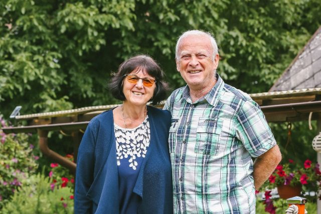  První pusu Hanka dostala před 54 lety. Utekla jsem, směje se dnes