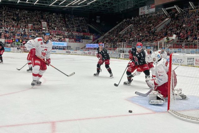 Hokejisté Olomouce v utkání proti Třinci | foto: HC Olomouc