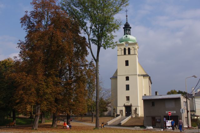 Kostel sv. Jakuba je dominantou Rokytnice | foto: Miroslav Kobza,  Český rozhlas