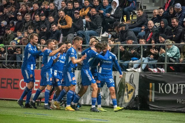 Fotbalisté Sigmy slaví gól do sítě Slavie | foto: SK Sigma Olomouc