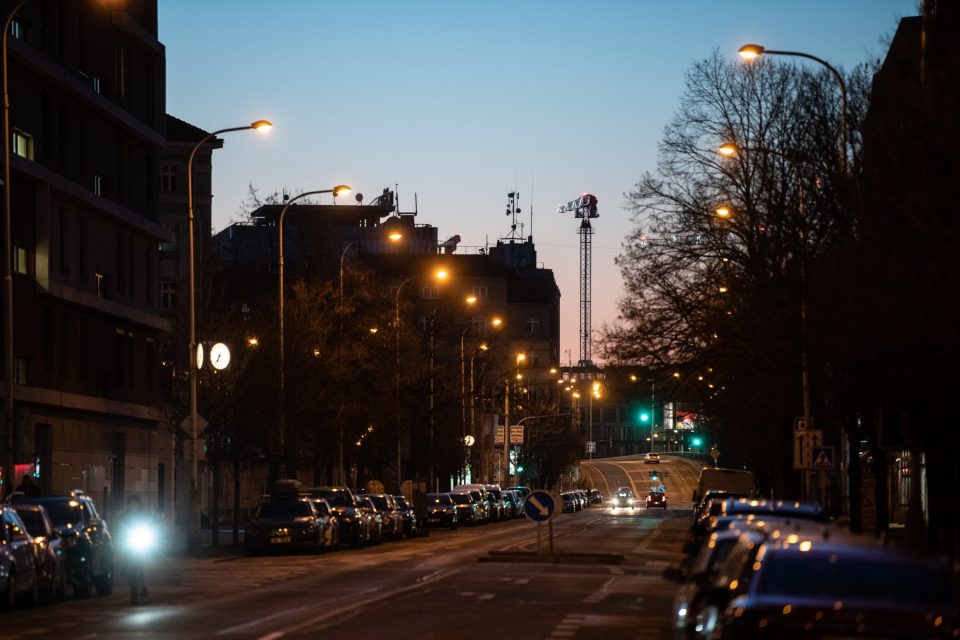 večerní ulice | foto: René Volfík,  iROZHLAS.cz