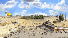 Chrámová hora, Západní zeď a zlatá dóm Skalní mešity ve starém městě Jeruzalém, Izrael
